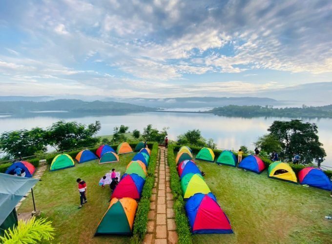 Panshet Backwater Camping