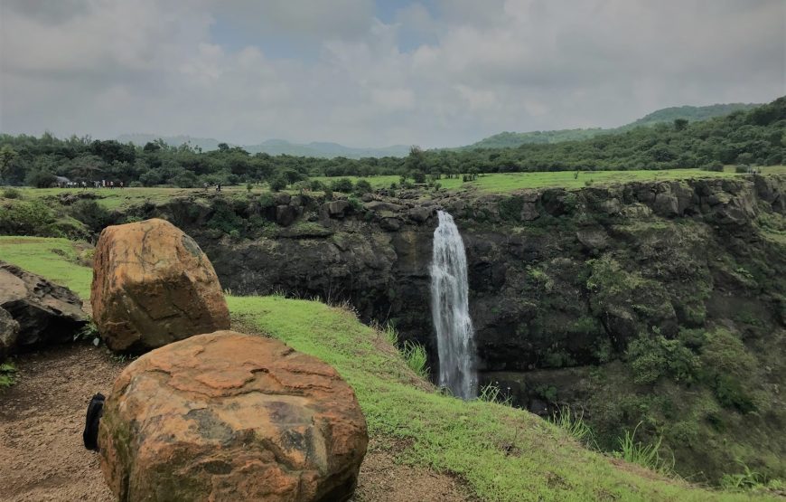 Madheghat to Upandeghat Trek & Waterfalls